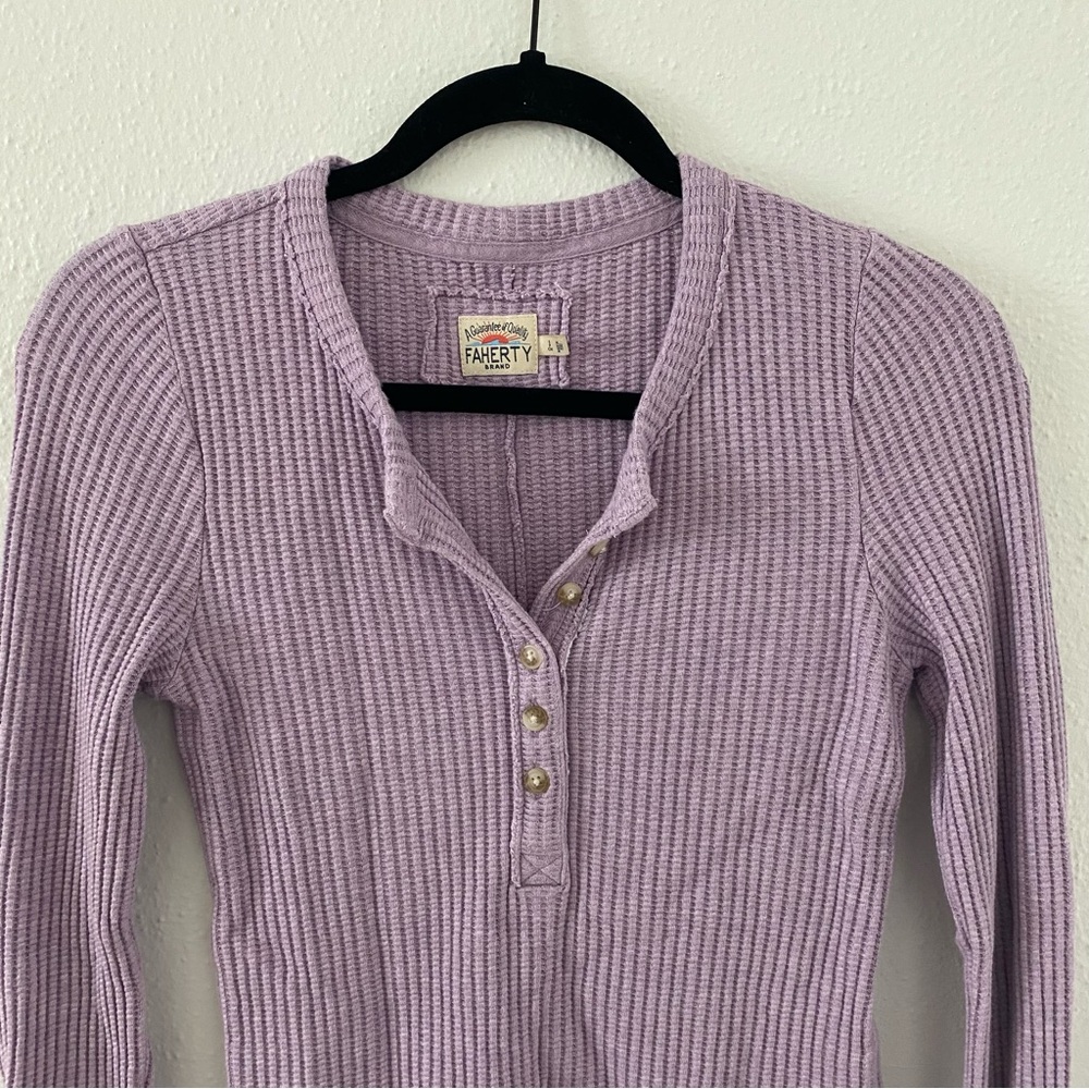 Faherty Legend Apres Lavender Pima Cotton Long Sleeve Waffle Henley Top Small - Picture 4 of 7